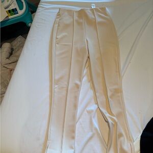 Zara leggings cream and black color